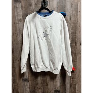 M&C Sportswear White Snowflake Embellished Vintage Sweatshirt